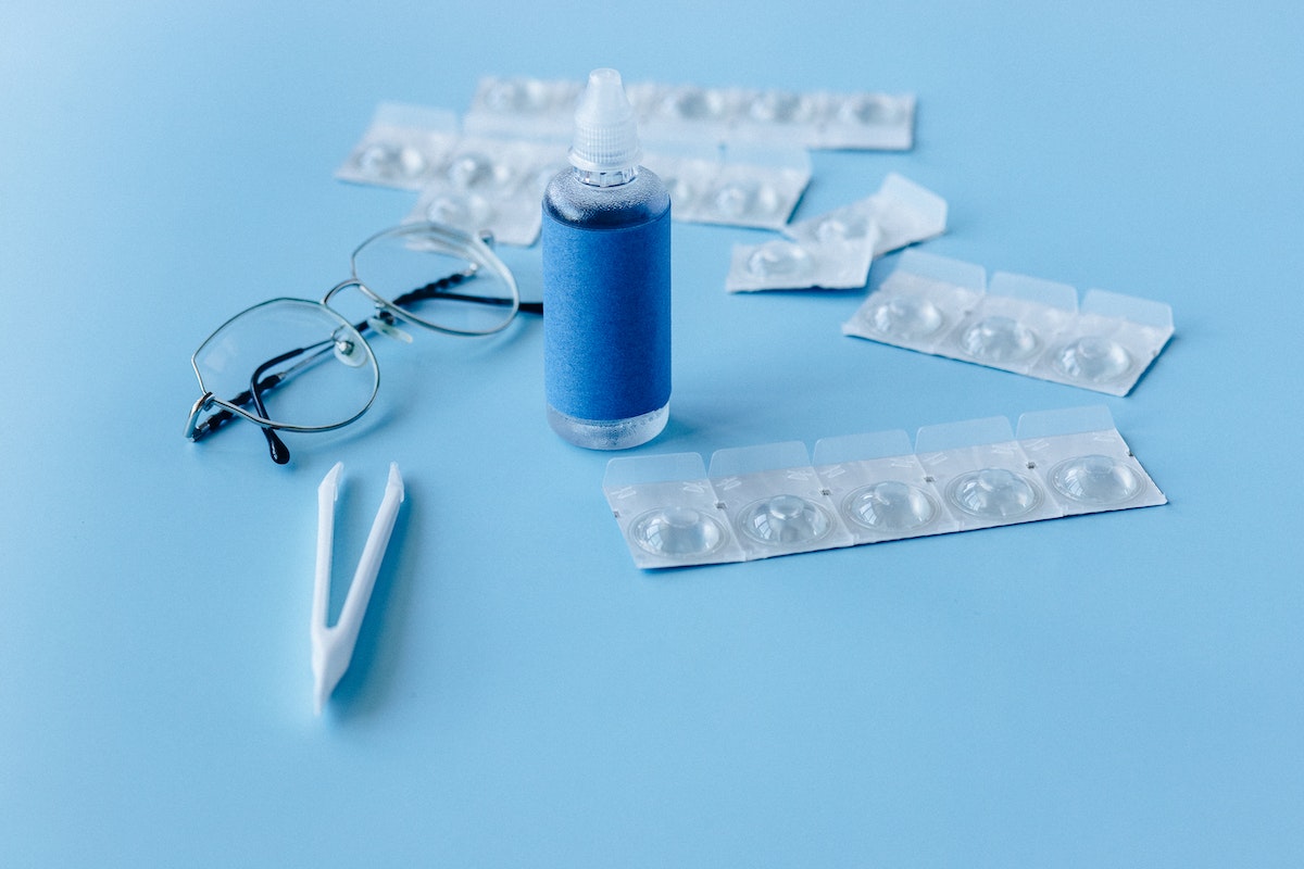 contact lenses